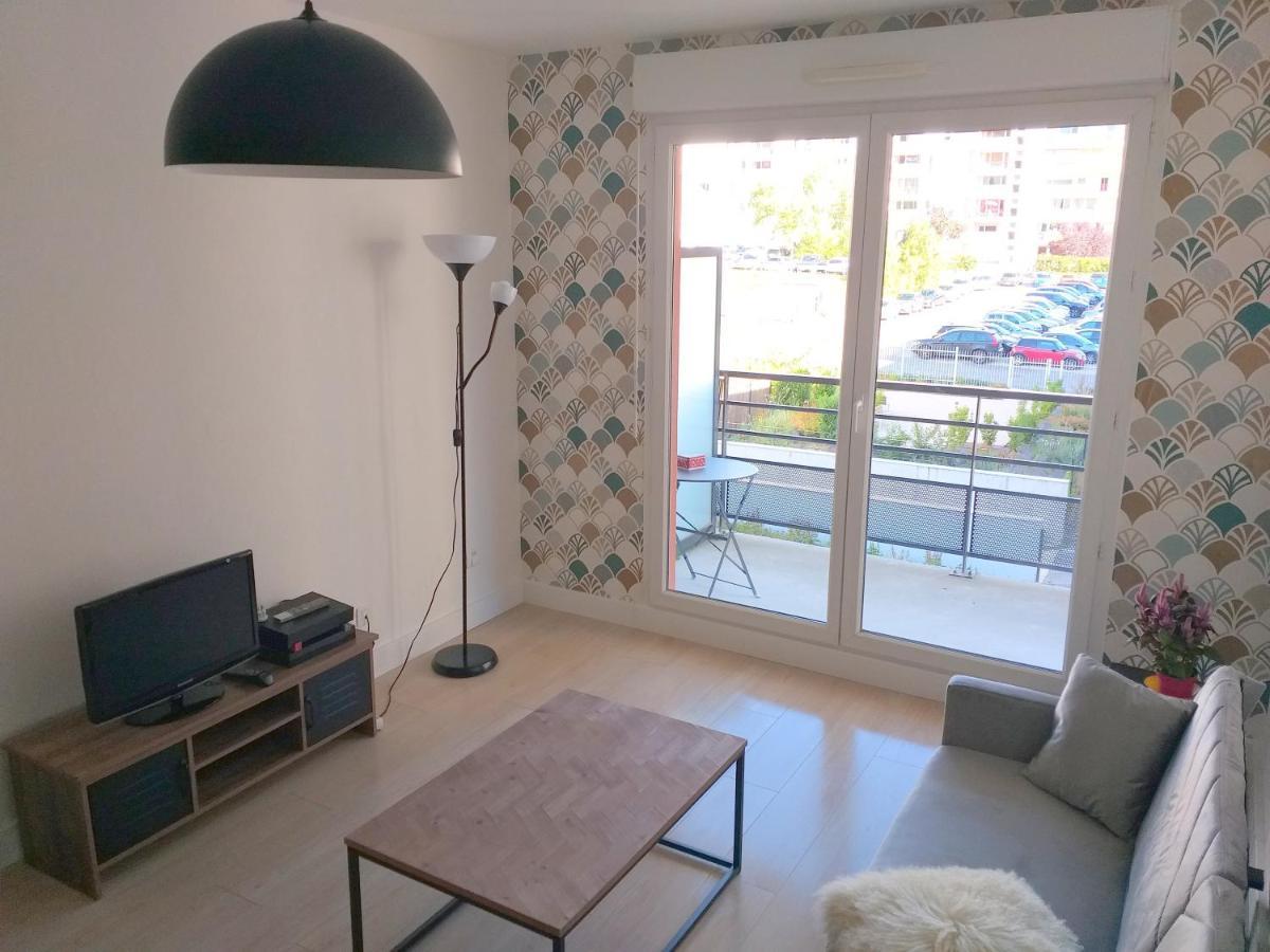 Le Savoie Appartement 2 Chambres 3 Couchages ,Balcon Et Parking Prive 벨가르드쉬르발세린 외부 사진
